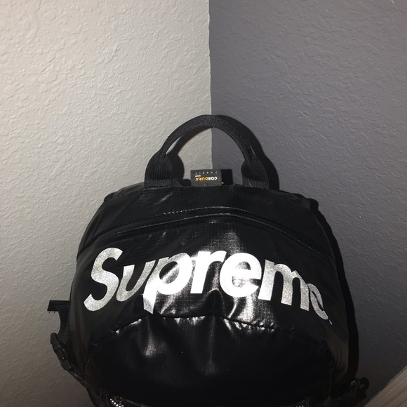 Supreme fw 17 backpack - Picture 3 of 6